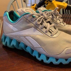 Reebok Zig Zag Athletic Shoes